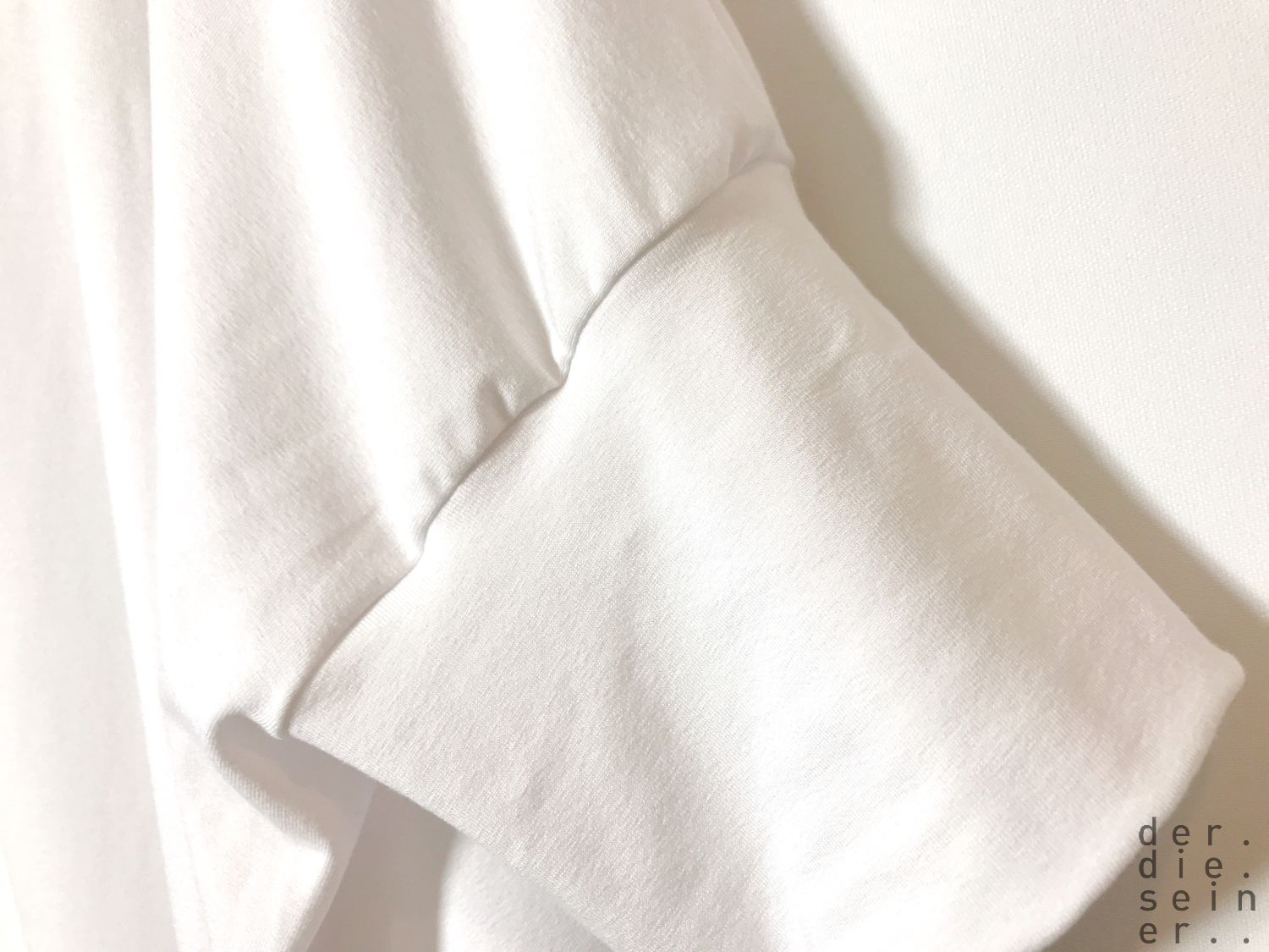poncho-shirt – white | der/die/sein/er