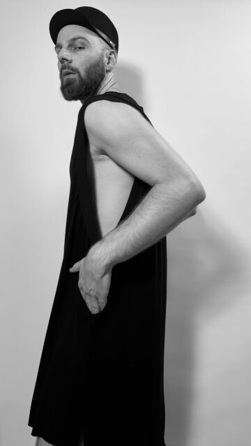 tanktop cut out - black